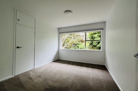 Photo of property in 5 Anchor Place, Beach Haven, Auckland, 0626