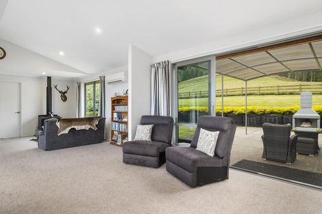 Photo of property in 37 Tara Hills Drive, North Taieri, Mosgiel, 9092