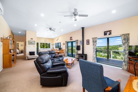 Photo of property in 264a Kempthorne Road, Russell, 0272