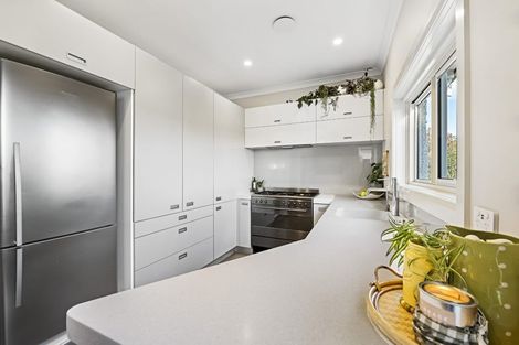 Photo of property in 83 Carrington Street, Lower Vogeltown, New Plymouth, 4310