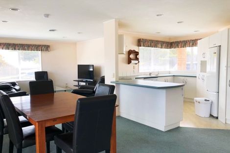 Photo of property in 20 Harvest Drive, Henderson, Auckland, 0612