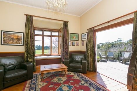 Photo of property in 233a Carrington Street, Vogeltown, New Plymouth, 4310