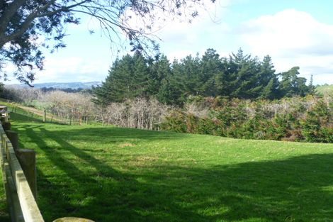 Photo of property in 325 Sim Road, Paerata, Pukekohe, 2676
