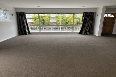 Photo of property in 5 Kathleen Crescent, Hornby, Christchurch, 8042