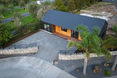 Photo of property in 1 Osler Avenue, Paihia, 0204