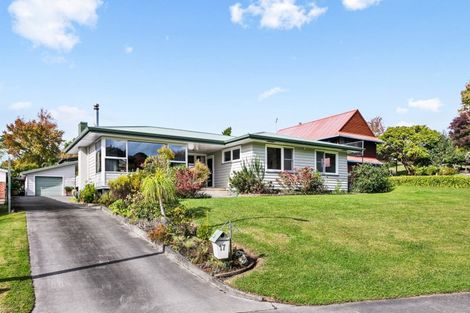 Photo of property in 17 Marian Drive, Inner Kaiti, Gisborne, 4010