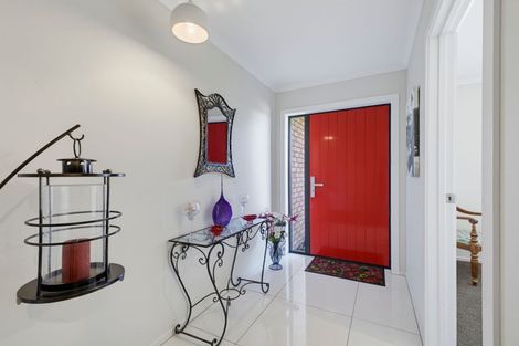 Photo of property in 32 Purnell Street, College Estate, Whanganui, 4500