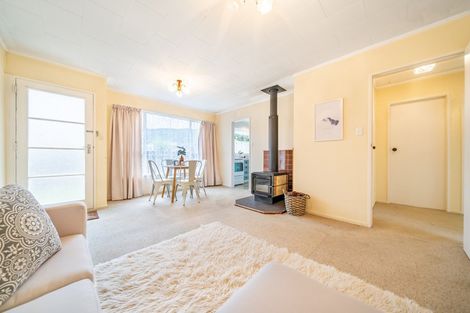 Photo of property in 1/59 Gemstone Drive, Birchville, Upper Hutt, 5018