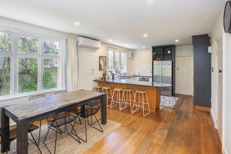 Photo of property in 31 Office Road, Merivale, Christchurch, 8014