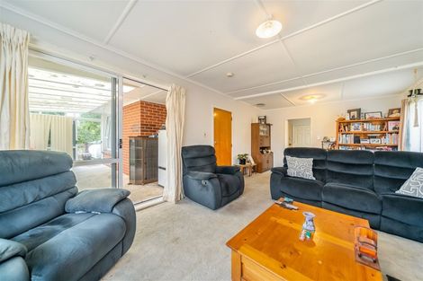 Photo of property in 63 Routley Crescent, Elderslea, Upper Hutt, 5018