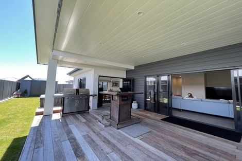 Photo of property in 9 Gee Place, Taradale, Napier, 4112