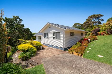 Photo of property in 9 Bryers Place, Bayview, Auckland, 0629