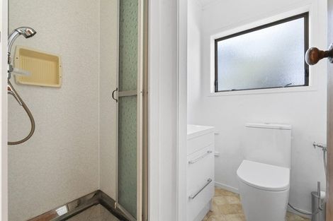 Photo of property in 2 Empire Road, Orewa, 0931