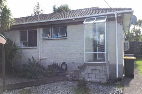 Photo of property in 1/69 View Road, Henderson, Auckland, 0612