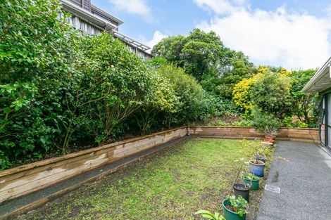 Photo of property in 23b Thatcher Crescent, Crofton Downs, Wellington, 6035