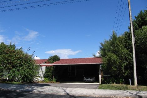 Photo of property in 2/37 Cliff Road, Torbay, Auckland, 0630