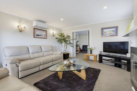 Photo of property in 32 Purnell Street, College Estate, Whanganui, 4500