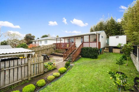 Photo of property in 6a Powell Place, Henderson, Auckland, 0610
