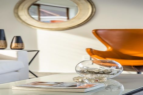 Photo of property in 2/101 Sylvan Avenue, Northcote, Auckland, 0627