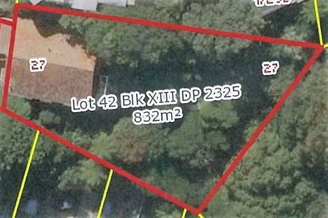 Photo of property in 27 Lower North Terrace, Kelburn, Wellington, 6012