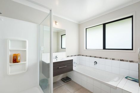 Photo of property in 18 Middlebrook Drive, Katikati, 3129