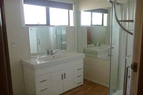 Photo of property in 172 Queen Street, Pukekohe, 2120