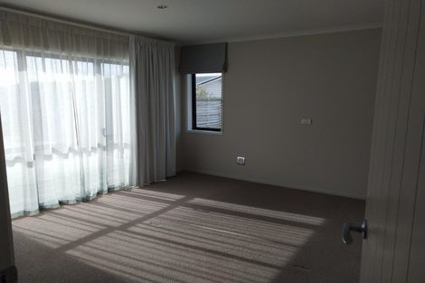 Photo of property in 23 Kahurangi Heights, Aotea, Porirua, 5024