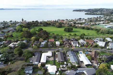 Photo of property in 13a The Circle, Manly, Whangaparaoa, 0930