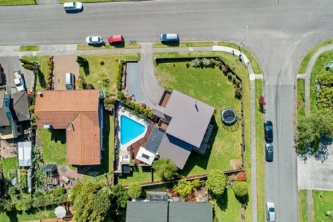 Photo of property in 1 Waitawa Place, Lynmore, Rotorua, 3010