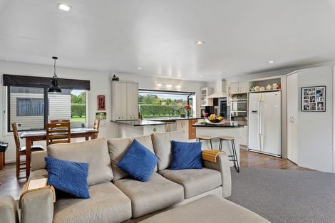 Photo of property in 7 Faydon Close, Ohau, Levin, 5570