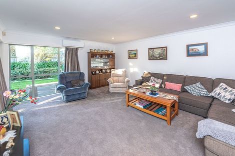 Photo of property in 6 Holdsworth Drive, Otamatea, Whanganui, 4500