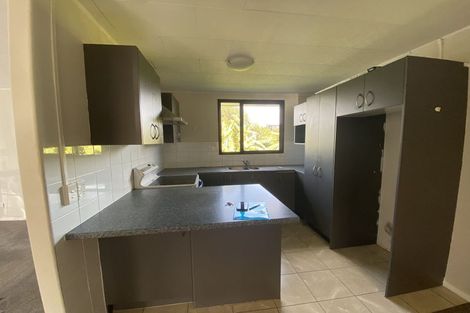 Photo of property in 3 Cameron Place, Ranui, Auckland, 0612