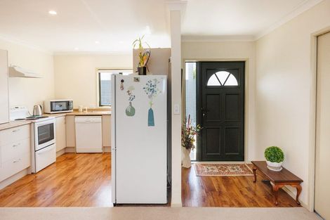 Photo of property in 102a Derby Street, Feilding, 4702