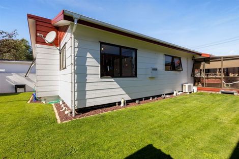 Photo of property in 4 Surrey Street, Hawera, 4610