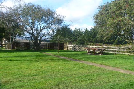 Photo of property in 325 Sim Road, Paerata, Pukekohe, 2676