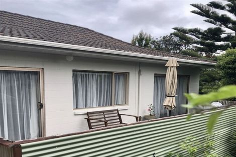 Photo of property in 2/32 Stredwick Drive, Torbay, Auckland, 0630