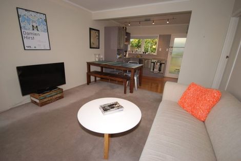 Photo of property in 3/40 Vauxhall Road, Devonport, Auckland, 0624