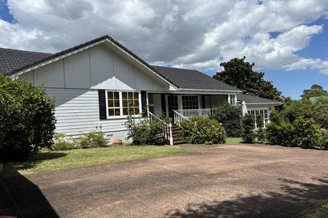 Photo of property in 7 Orinda Close, Botany Downs, Auckland, 2010