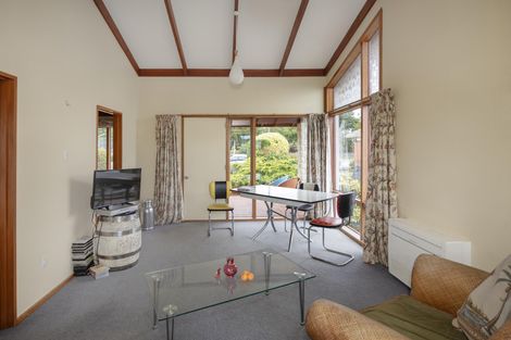 Photo of property in 23 Towey Street, Holmes Hill, Oamaru, 9401