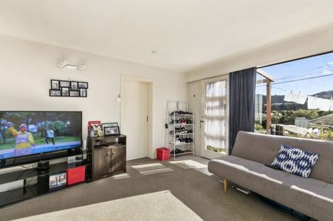 Photo of property in 6 Pimble Avenue, Karori, Wellington, 6012