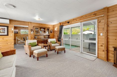 Photo of property in 26 Angela Place, Kinloch, Taupo, 3377