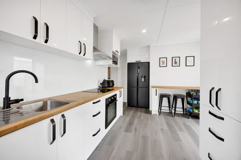 Photo of property in 70 Cloten Road, Stratford, 4332