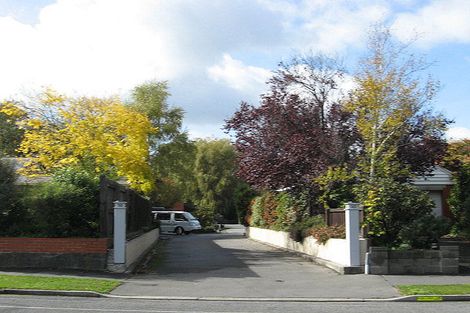 Photo of property in 2/30c Greers Road, Ilam, Christchurch, 8041