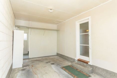 Photo of property in 28 Miller Street, Dannevirke, 4930