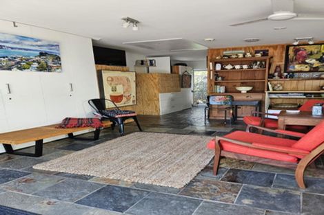 Photo of property in 2/48 Beresford Street, Bayswater, Auckland, 0622