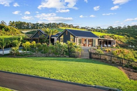 Photo of property in 7 Taemai Place, Okura Bush, Albany, 0794