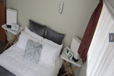 Photo of property in 6 Milnebank Street, Upper Riccarton, Christchurch, 8041