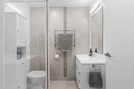 Photo of property in 115/17 Link Crescent, Stanmore Bay, Whangaparaoa, 0932