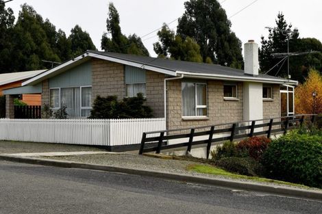 Photo of property in 15 Auskerry Street, Palmerston, 9430