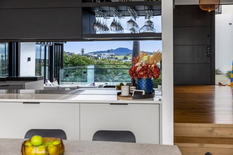 Photo of property in 8 Puna Street, Orakei, Auckland, 1071